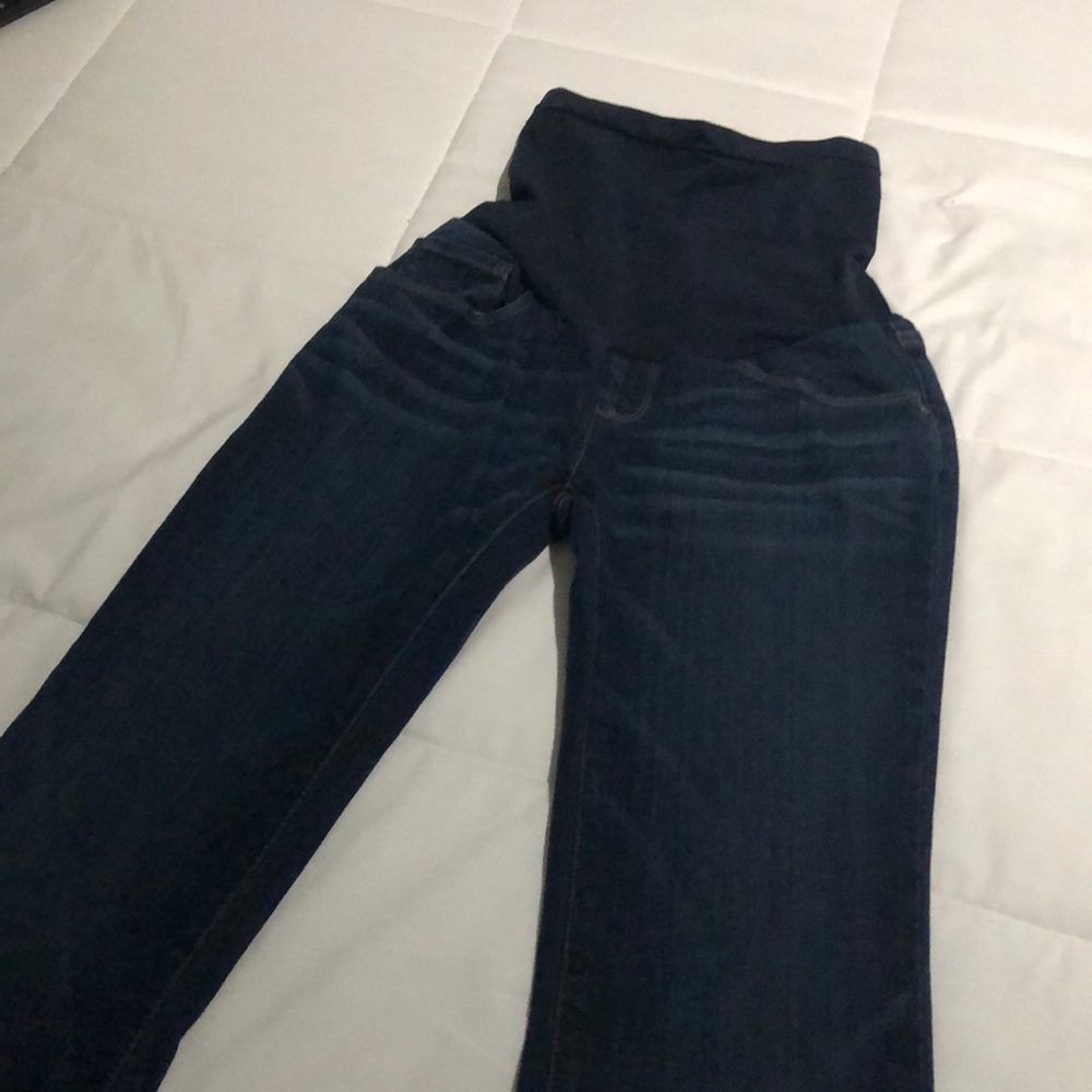 A Pea & The Pod jeans